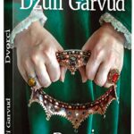 Džuli Garvud – Dvorci